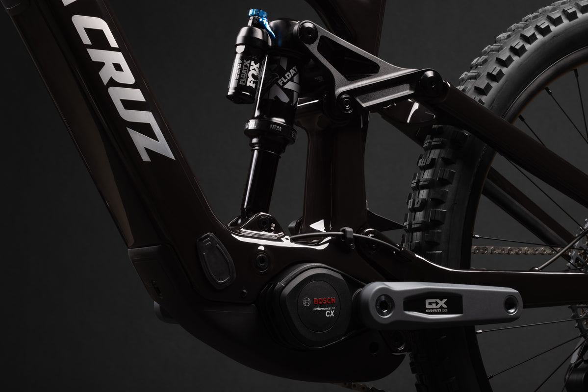 Santa Cruz Bullit - Bosch CX - Carbon C - SRAM 90  - Gloss Black