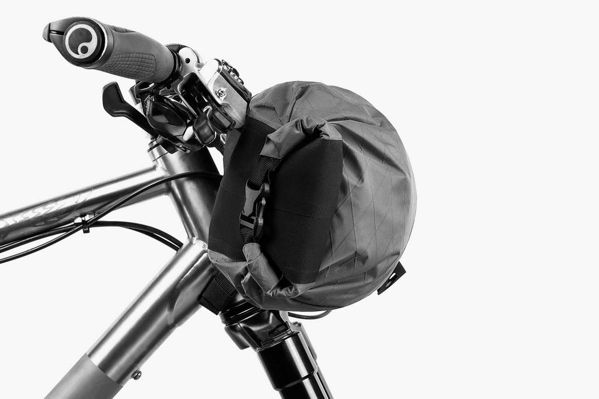 Apidura Back Country Handlebar Pack - 11 Litre